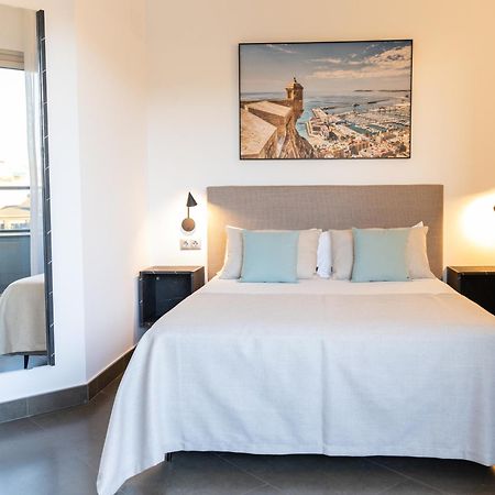 Guillman Suites Аликанте Екстериор снимка