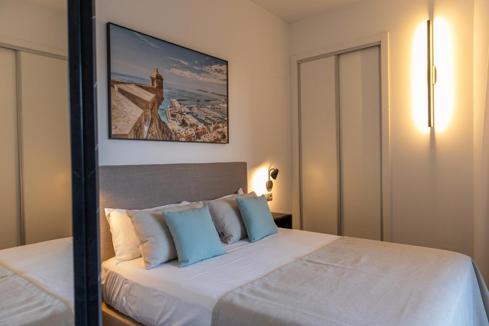Guillman Suites Аликанте Екстериор снимка