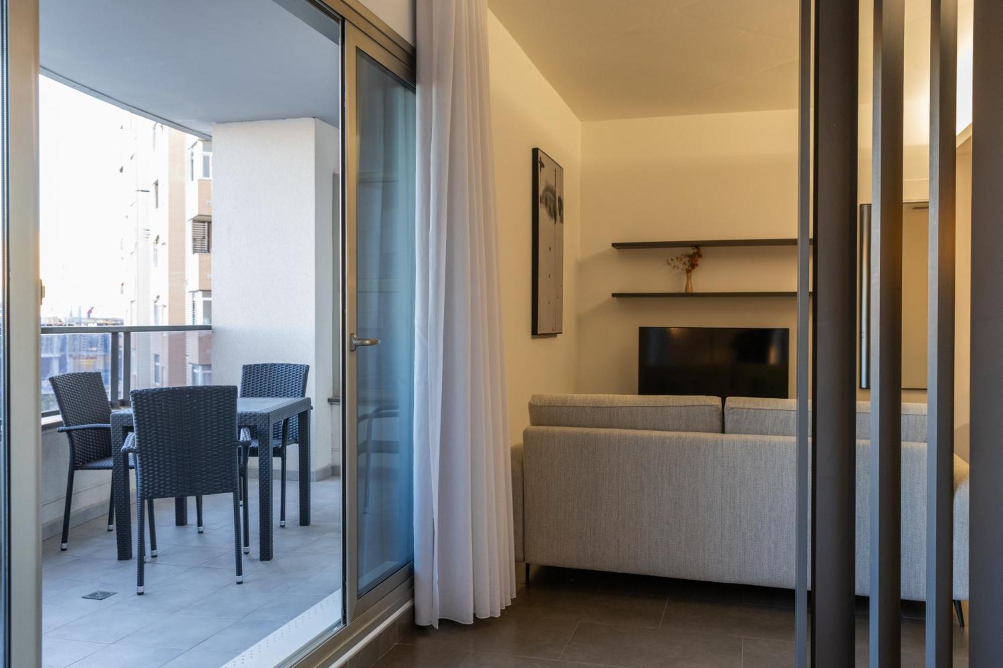 Guillman Suites Аликанте Екстериор снимка