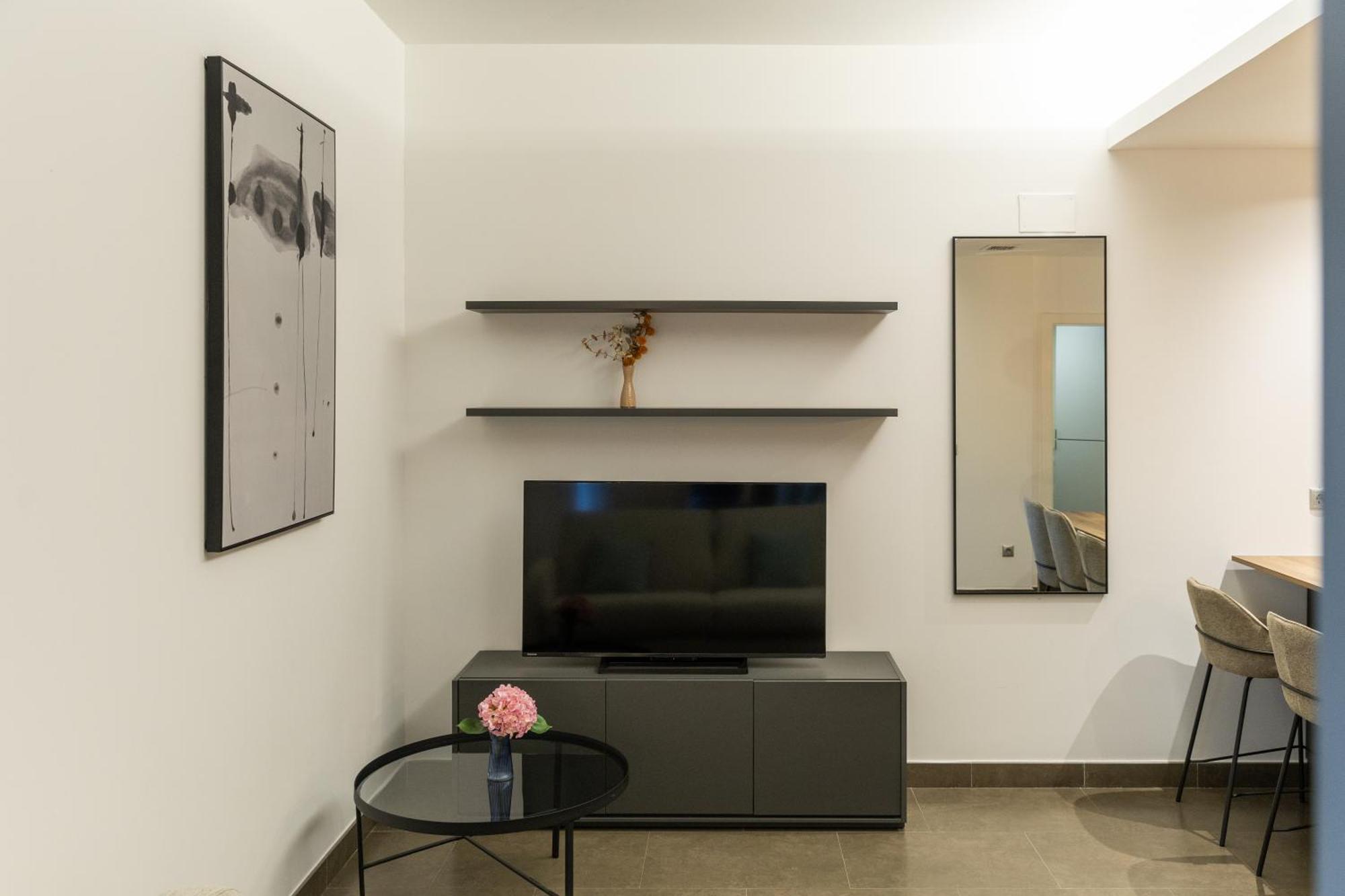Guillman Suites Аликанте Екстериор снимка
