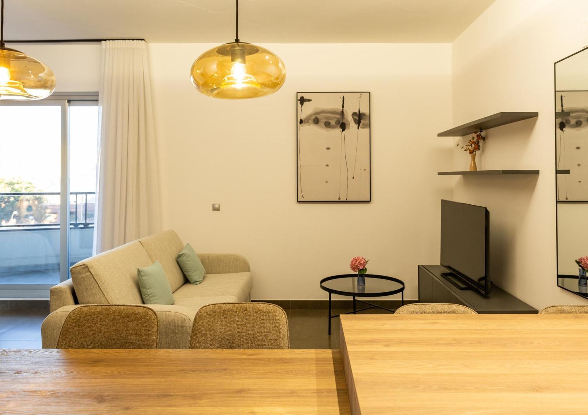 Guillman Suites Аликанте Екстериор снимка