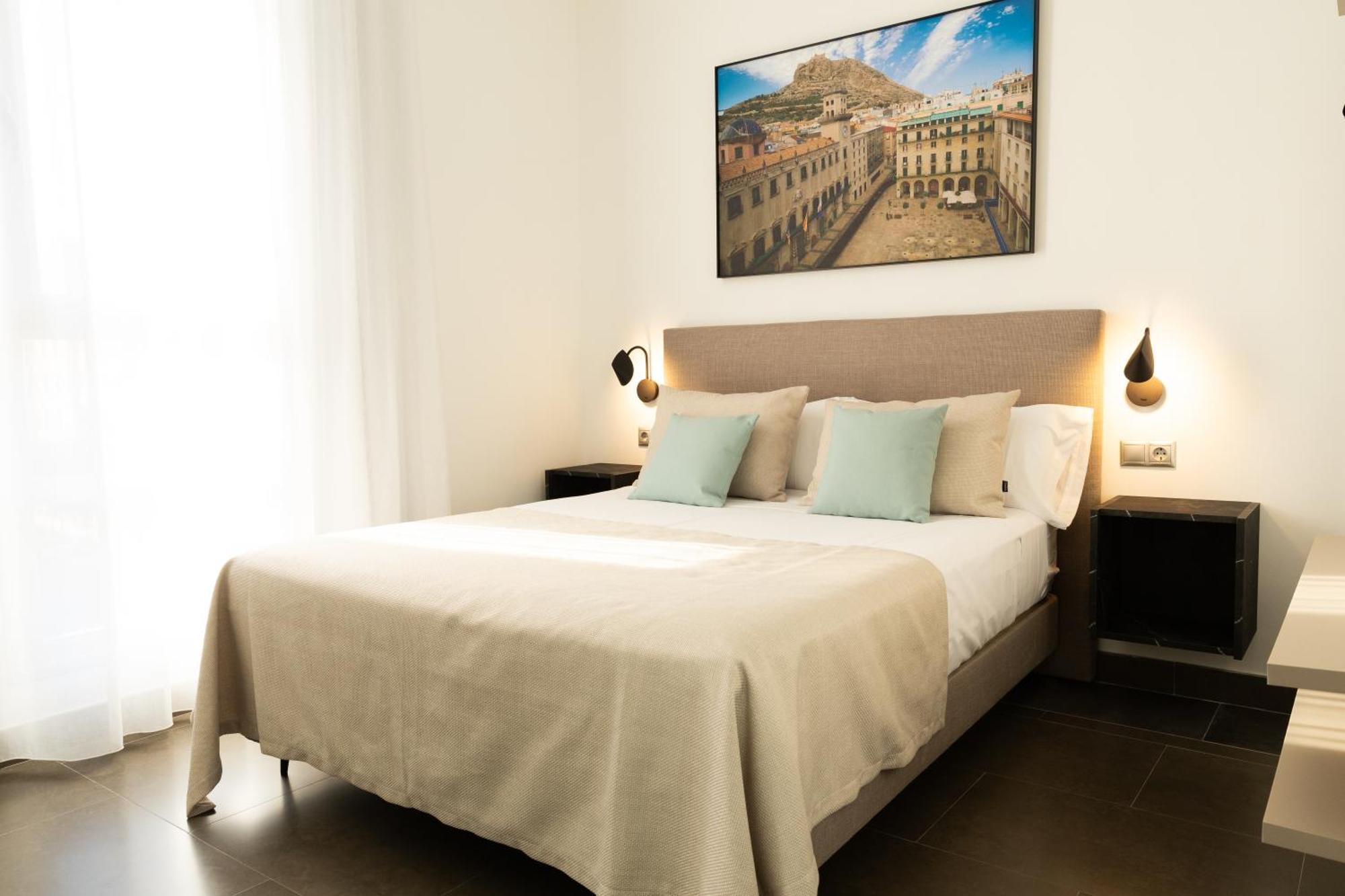 Guillman Suites Аликанте Екстериор снимка