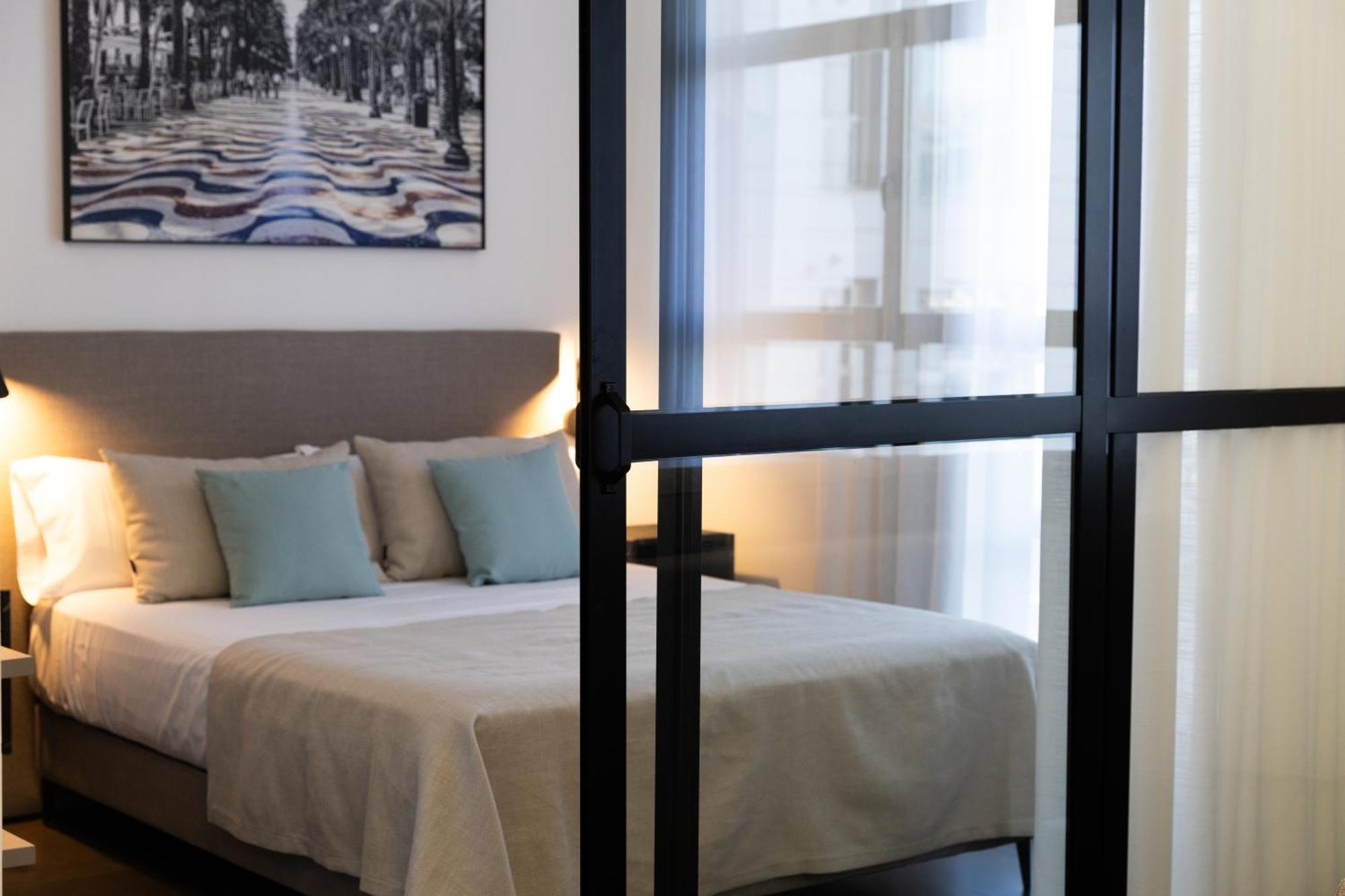 Guillman Suites Аликанте Екстериор снимка