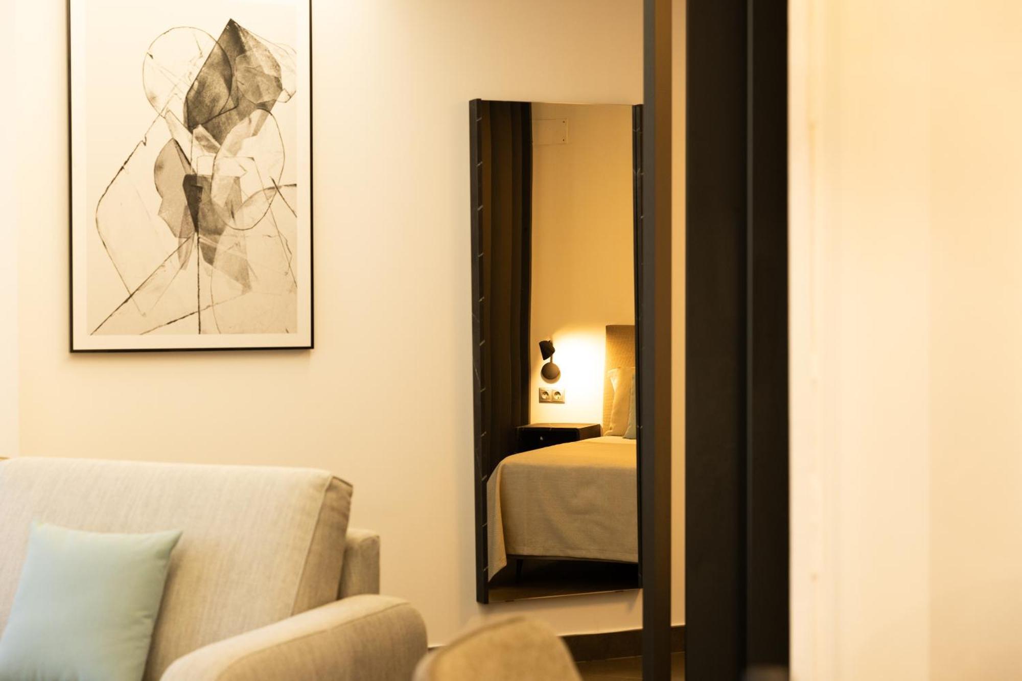 Guillman Suites Аликанте Екстериор снимка