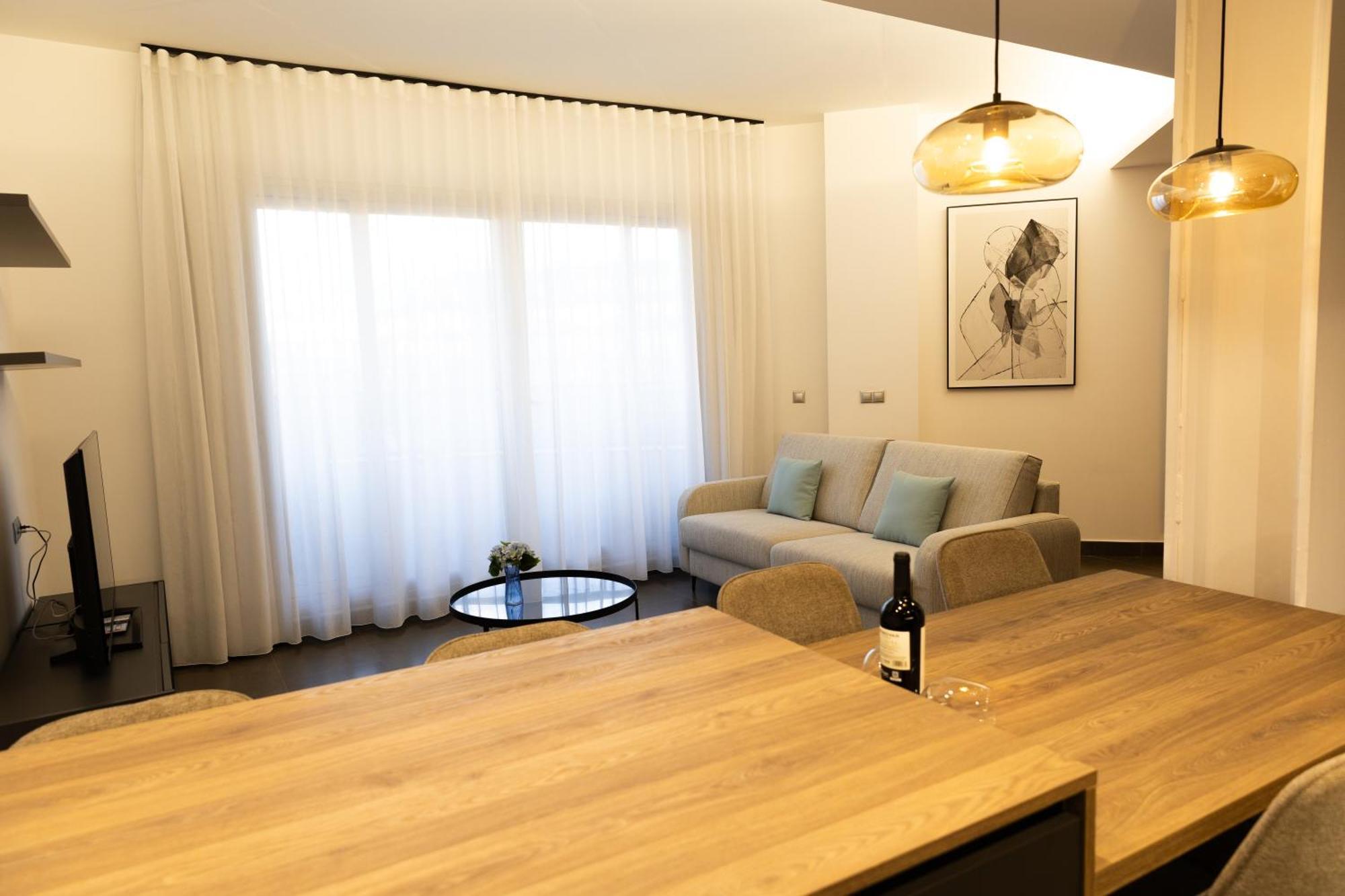 Guillman Suites Аликанте Екстериор снимка