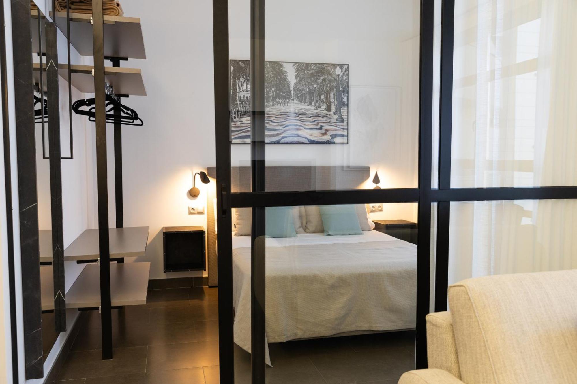 Guillman Suites Аликанте Екстериор снимка
